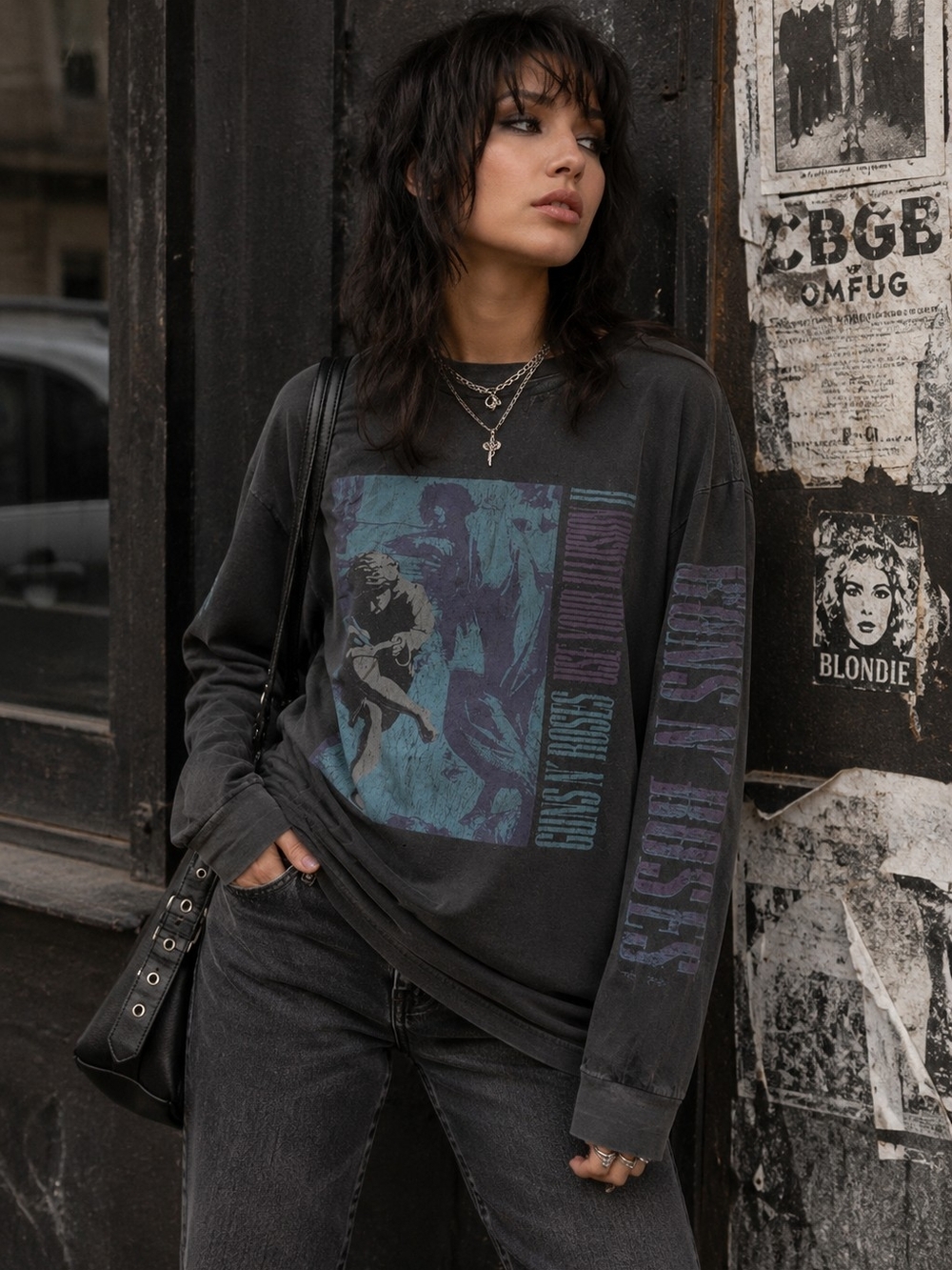 Guns N Roses Use Your Illusion II Tour Shirt M Long Sleeve Band Tee Distressed R